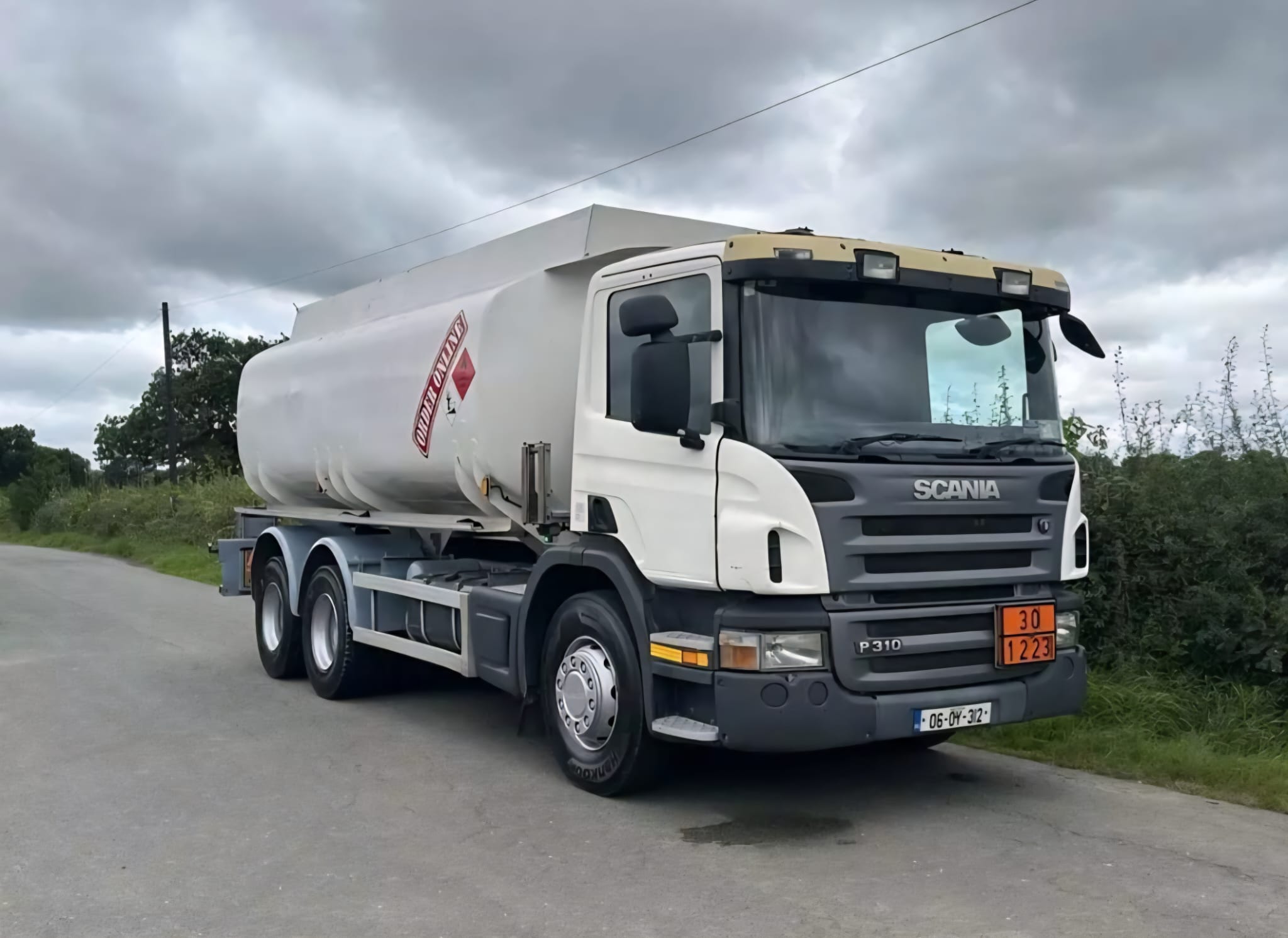 Fuel Tanker